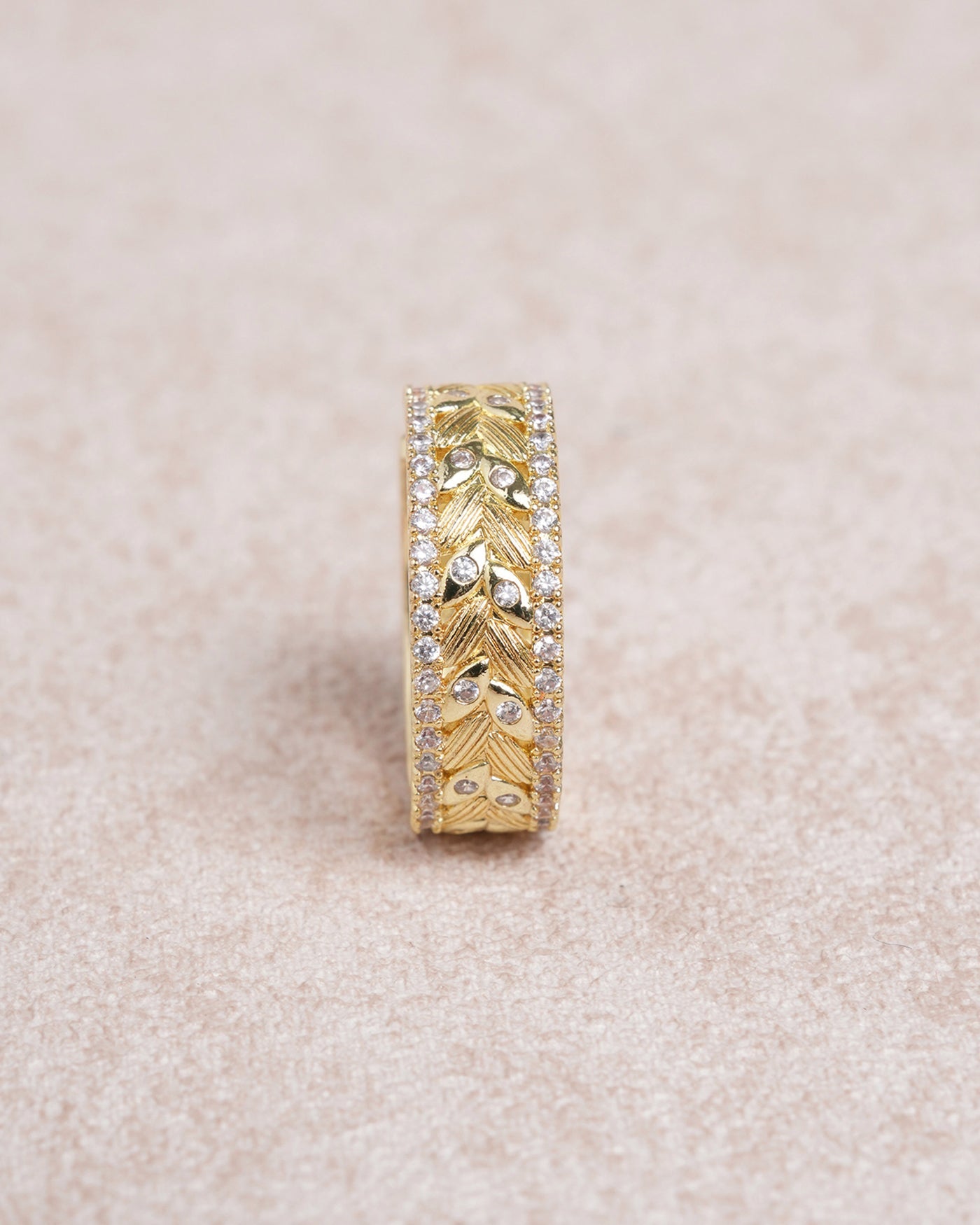 Glod Ear Ring