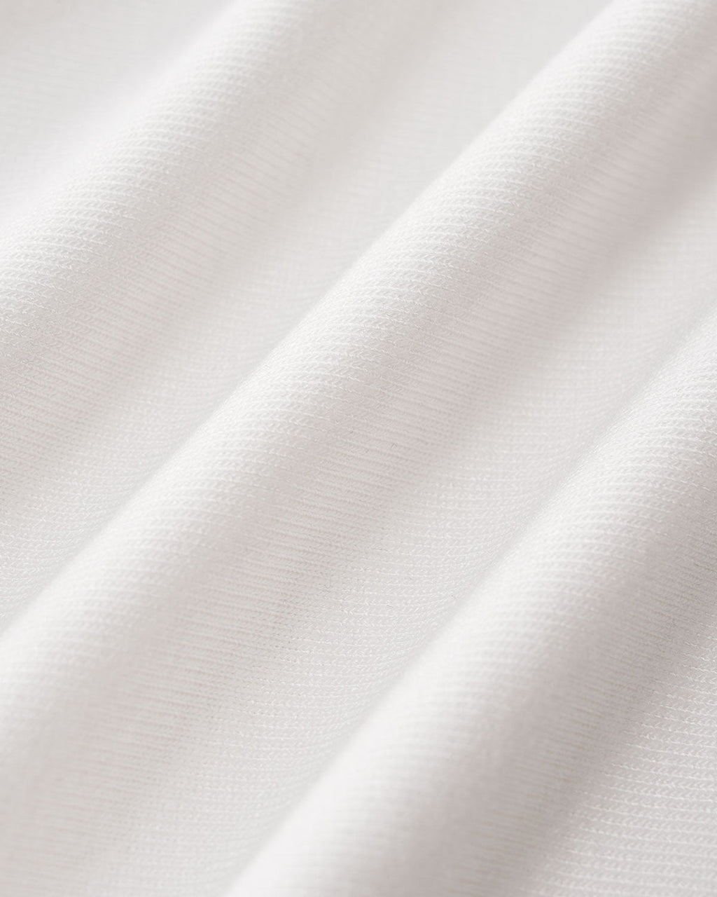 White Round Neck Knit Slim Tee