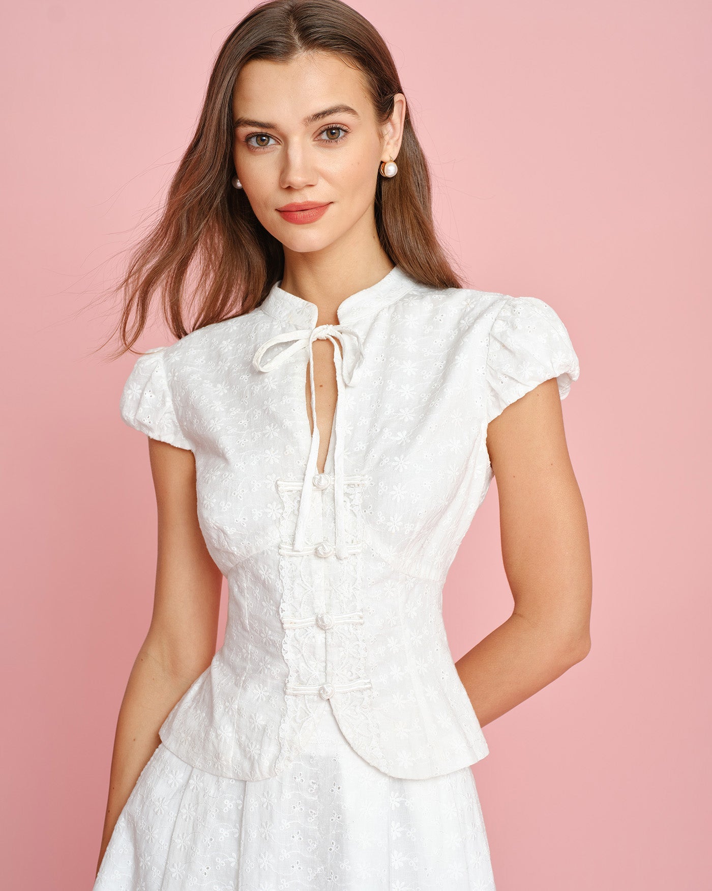 White Mandarin Collar Embroidery Blouse