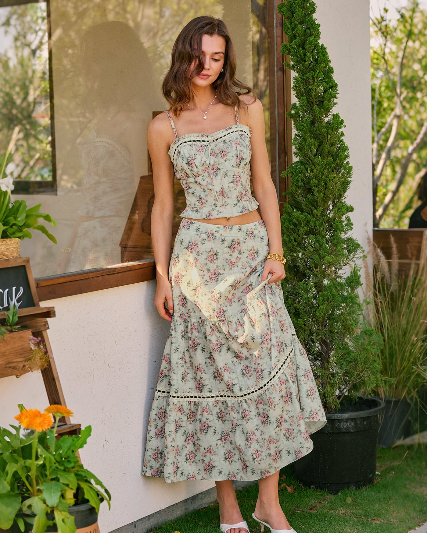 Green Sweetheart Neck Floral Cami Top